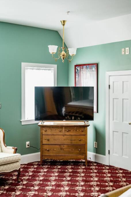 The Long Run - 2 Ca King Sized Beds+ - Sleeps 8-10 Διαμέρισμα Lynchburg Εξωτερικό φωτογραφία